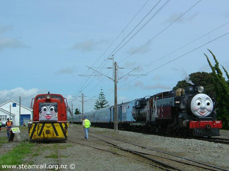 Terry the Tank Engine and Dolly the DSA (Wab 794 and DSA 227)